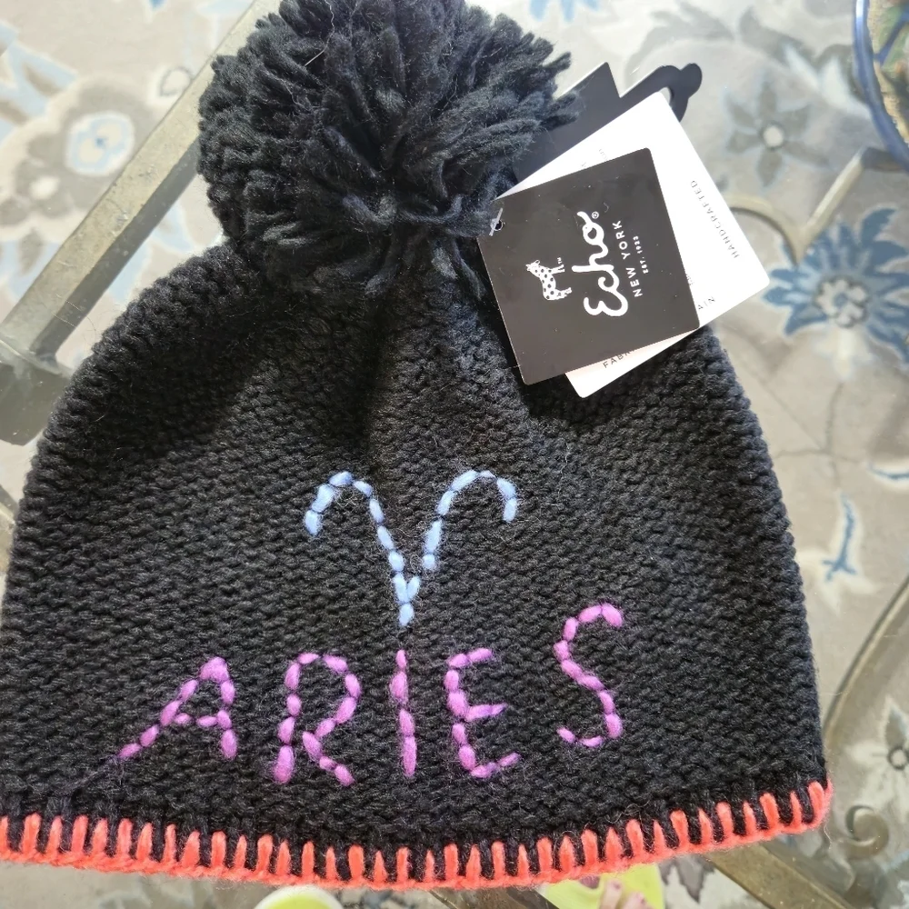 NWT Aries Black Knit Beanie with Pom Pom
